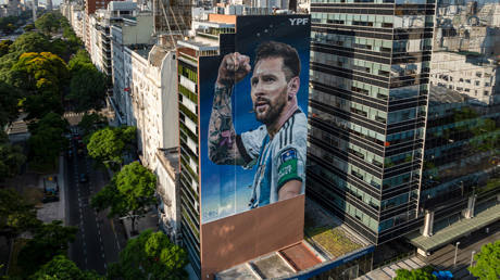 a-messi-world.jpg